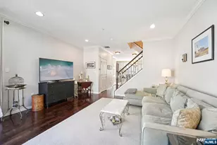 428 Newburgh Ct, West New York, NJ 07093 - Photo 1