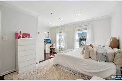 428 Newburgh Court, West New York, NJ 07093 - Photo 22