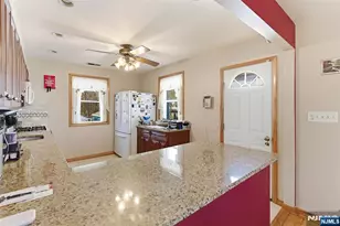 7 Franklin St, Little Ferry, NJ 07643 - Photo 8