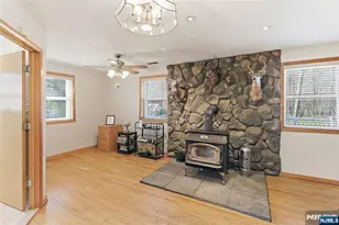 7 Franklin St, Little Ferry, NJ 07643 - Photo 16