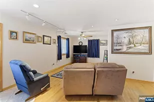 7 Franklin St, Little Ferry, NJ 07643 - Photo 14