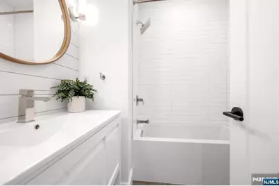 2602 Palisade Avenue, Weehawken, NJ 07086 - Photo 50