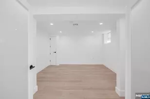 2602 Palisade Ave, Weehawken, NJ 07086 - Photo 32