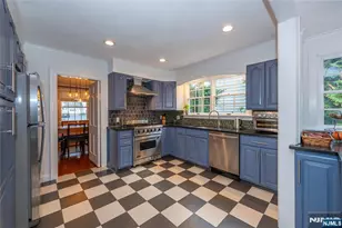 139 Glenwood Rd, Ridgewood, NJ 07450 - Photo 4