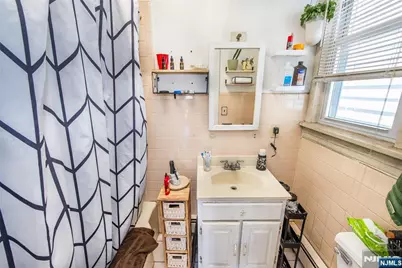 24 Pleasant Avenue, Clifton, NJ 07013 - Photo 6