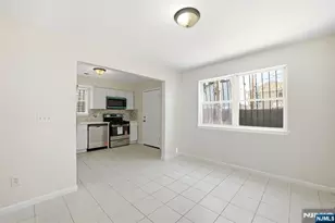 424 15th St, Newark, NJ 07103 - Photo 8