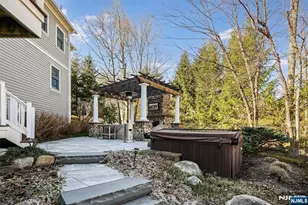 506 Julie Ct, Wyckoff Township, NJ 07481 - Photo 32