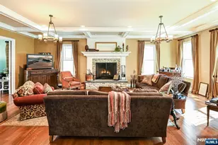 506 Julie Ct, Wyckoff Township, NJ 07481 - Photo 10