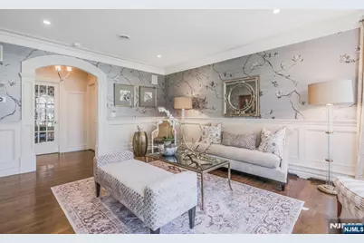 390 Lavelle Court, Wyckoff Township, NJ 07481 - Photo 10