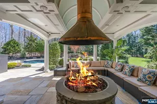 390 Lavelle Ct, Wyckoff Township, NJ 07481 - Photo 32