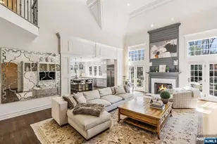 390 Lavelle Ct, Wyckoff Township, NJ 07481 - Photo 2