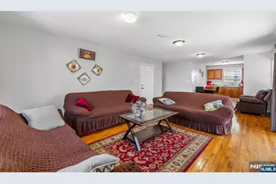 128-132 Leslie Street, Newark, NJ 07112 - Photo 2