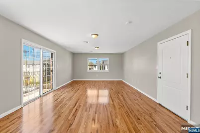 128-132 Leslie Street, Newark, NJ 07112 - Photo 16