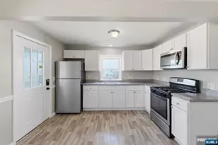 131 La Monte Ave, Bound Brook, NJ 08805 - Photo 12