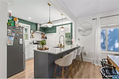 44 Richelieu Place, Newark, NJ 07106 - Photo 4