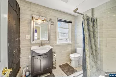 1104 Congress Avenue, Teaneck Township, NJ 07666 - Photo 16