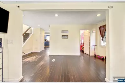 1104 Congress Avenue, Teaneck Township, NJ 07666 - Photo 2