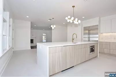 337 Franklin Street, Haworth, NJ 07641 - Photo 10