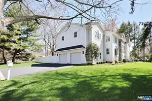 337 Franklin St, Haworth, NJ 07641 - Photo 2