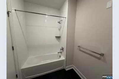 470 Main Street 412 #412, Fort Lee, NJ 07024 - Photo 10
