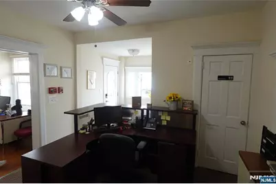 235 Everett Avenue, Wyckoff Township, NJ 07481 - Photo 10