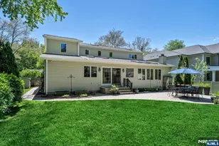 309 South Dr, Paramus, NJ 07652 - Photo 46