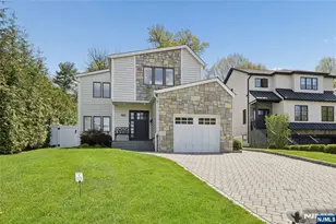 160 Magnolia Ave, Tenafly, NJ 07670 - Photo 2
