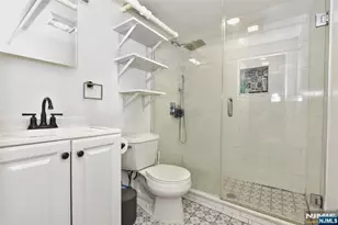 111 Teaneck Rd, Teaneck Township, NJ 07666 - Photo 18