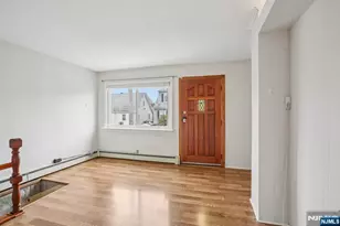 17 Emma Pl, Clifton, NJ 07013 - Photo 6