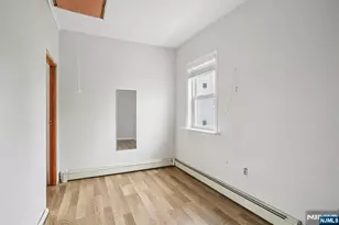 17 Emma Pl, Clifton, NJ 07013 - Photo 20