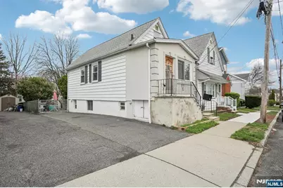 17 Emma Place, Clifton, NJ 07013 - Photo 4