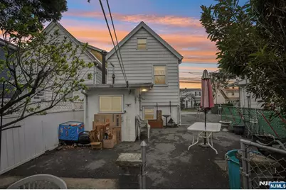 17 Emma Place, Clifton, NJ 07013 - Photo 2