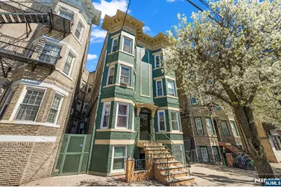 326 60th Street 4 #4, West New York, NJ 07093 - Photo 1