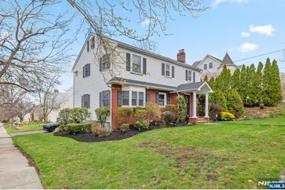 346 Carmita, Rutherford, NJ 07070 - Photo 42