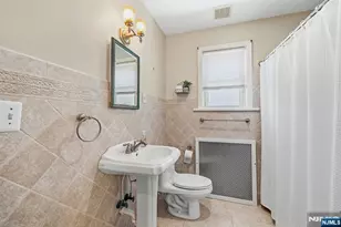 346 Carmita, Rutherford, NJ 07070 - Photo 28