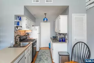 2 Falkenstein Dr 2, Vernon, NJ 07462 - Photo 10