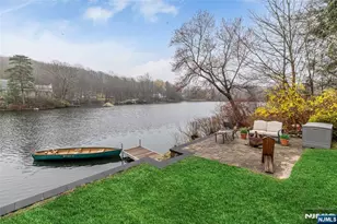 24 Broadway, West Milford, NJ 07480 - Photo 28