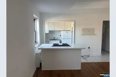 2333 Hudson Terrace, Fort Lee, NJ 07024 - Photo 4