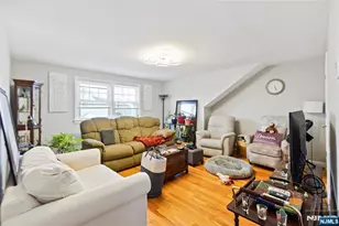 154 Orchard St, Elmwood Park, NJ 07407 - Photo 6