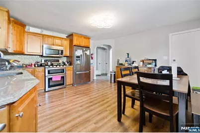 154 Orchard Street, Elmwood Park, NJ 07407 - Photo 2