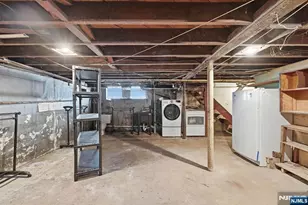 192 Kings Ct, Teaneck Township, NJ 07666 - Photo 32