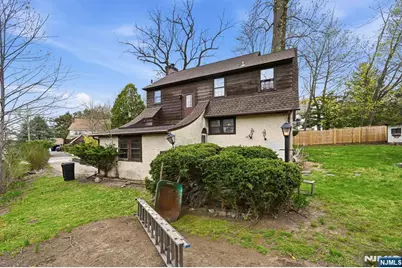 192 Kings Court, Teaneck Township, NJ 07666 - Photo 34