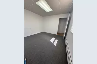 289 Livingston Avenue 1st Fl #1st Fl, Lyndhurst Township, NJ 07071 - Photo 14