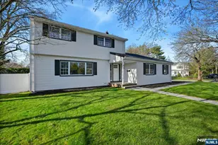 56 Manor Rd, Harrington Park, NJ 07650 - Photo 2