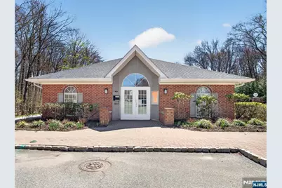 403 Poets Way 403 #403, Mahwah, NJ 07430 - Photo 18