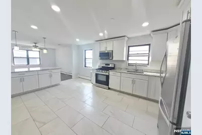 91 Myrtle Avenue 1 #1, Edgewater, NJ 07020 - Photo 4