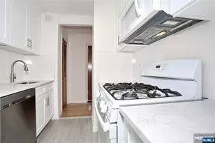 150 Overlook Ave 7A, Hackensack, NJ 07601 - Photo 12