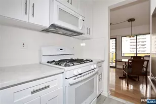 150 Overlook Ave 7A, Hackensack, NJ 07601 - Photo 10