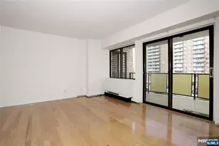 150 Overlook Ave 7A, Hackensack, NJ 07601 - Photo 18