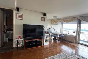 2 Horizon Road 1423, Fort Lee, NJ 07024 - Photo 4